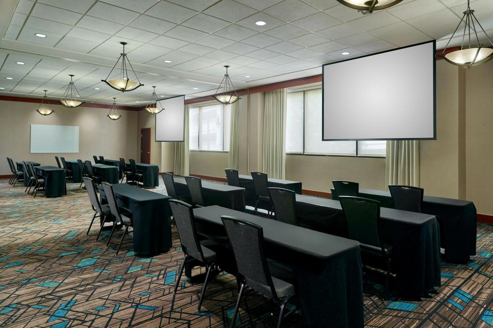 By Marriott Washington, D.c. Area 3* National Harbor