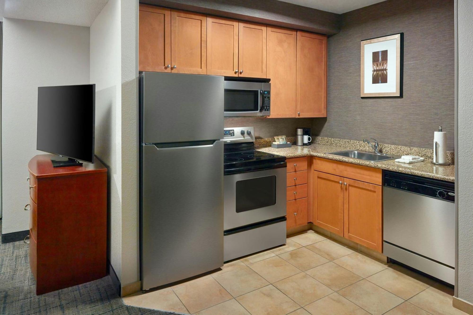 By Marriott Washington, D.c. Area Hotel 3*